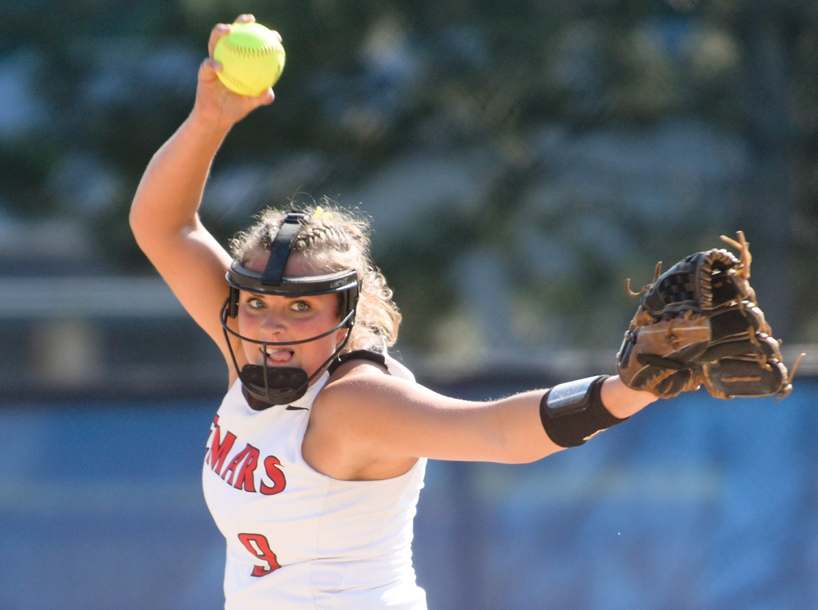 Softball Le Mars at Bishop Heelan
